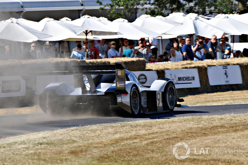 VW I.D. R Pikes Peak Roman Dumas