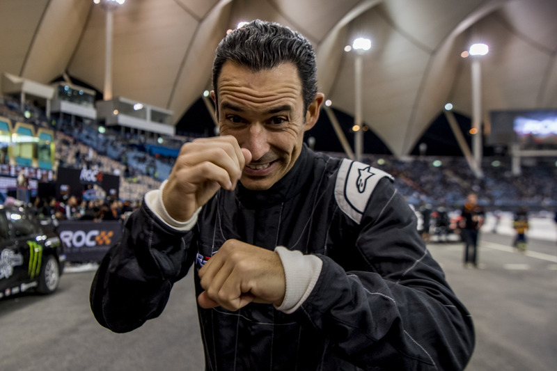 Penske: <img src="https://cdn-0.motorsport.com/static/img/cfp/0/0/0/0/30/s3/brazil-2.jpg" alt="" width="20" height="12" /> Элио Кастроневес (№3, выступит только на Гран При Индинаполиса и Indy 500)