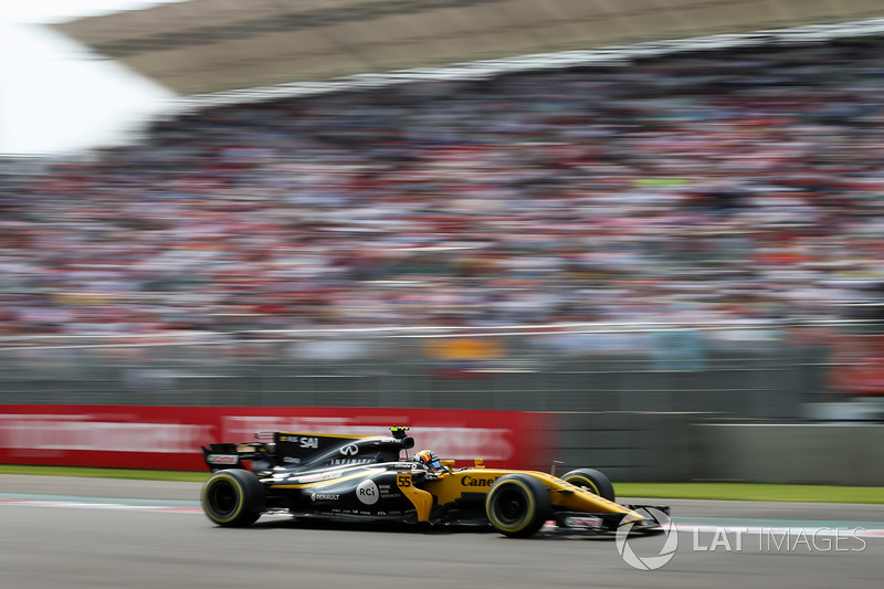 Carlos Sainz Jr., Renault Sport F1 Team RS17