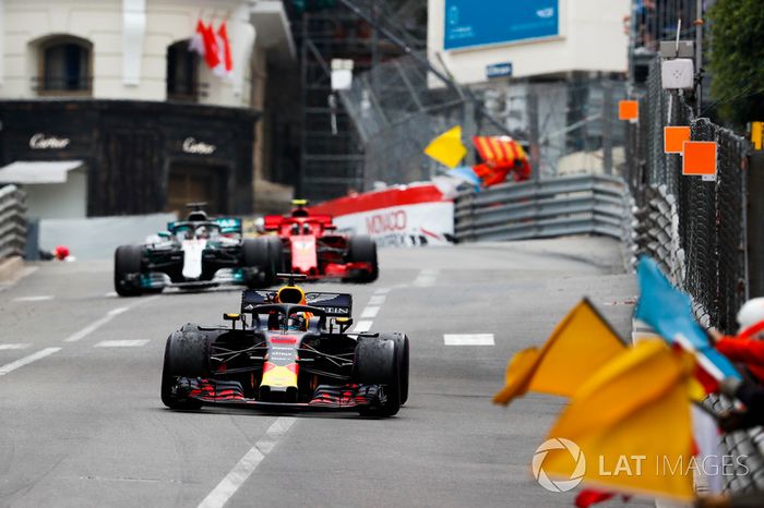 Ganador de la carrera Daniel Ricciardo, Red Bull Racing