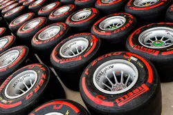 Des pneus Pirelli