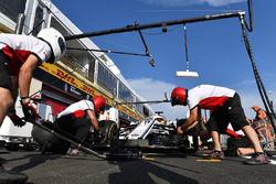 Sauber practice pit stops