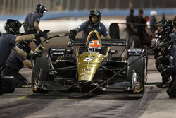 James Hinchcliffe, Schmidt Peterson Motorsports Honda, pit stop