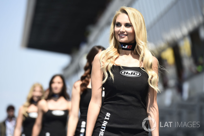 Grid girl