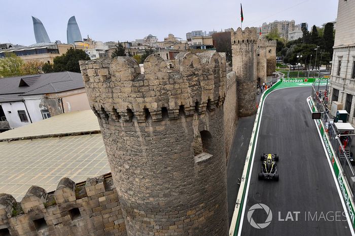 Carlos Sainz Jr., Renault Sport F1 Team R.S. 18