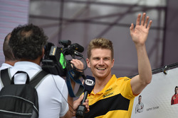 Nico Hulkenberg, Renault Sport F1 Team alla sessione autografi