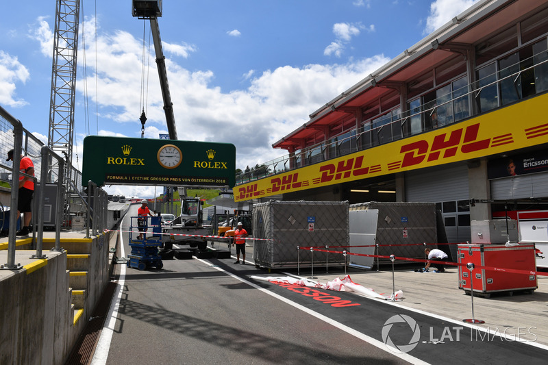 Casse in pit lane