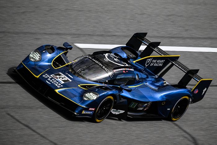 #23 Aston Martin Thor Team, Aston Martin Valkyrie, GTP: Ross Gunn, Roman De Angelis, Alex Riberas, Marco Sorensen