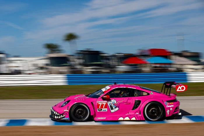 #77 AO Racing Porsche 911: Nick Tandy, Harry King, Alessio Picariello