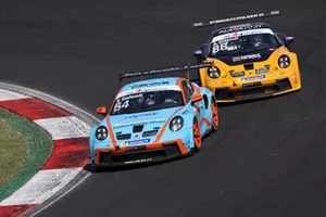 Gara 1 della Porsche CCI a Vallelunga