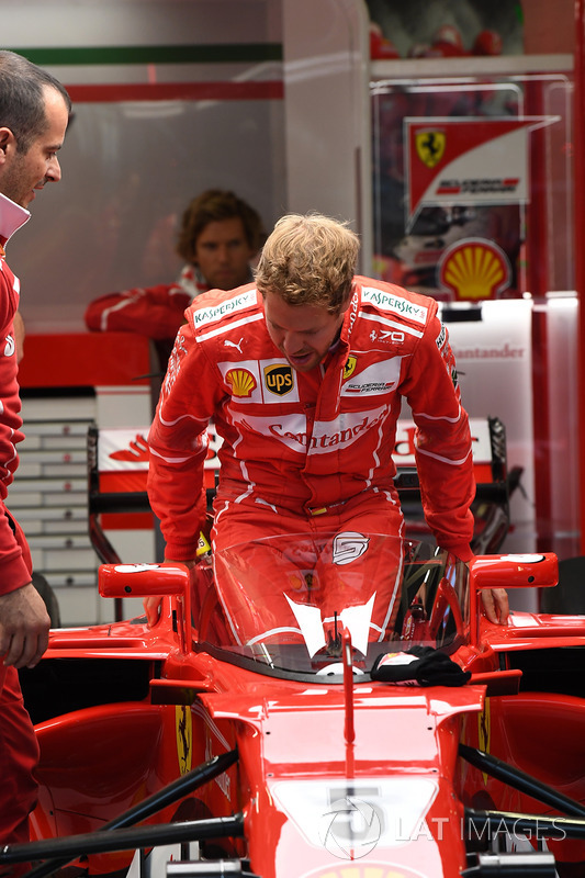 Sebastian Vettel, Ferrari SF70-H, kalkan tarzı kokpit koruması