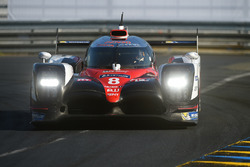 #8 Toyota Gazoo Racing Toyota TS050 Hybrid: Anthony Davidson, Sébastien Buemi, Kazuki Nakajima
