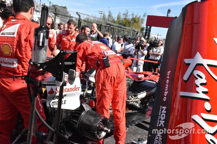 Car of Sebastian Vettel, Ferrari SF70H on the starting grid