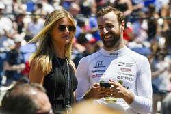 James Hinchcliffe, Schmidt Peterson Motorsports, Honda, mit Freundin Rebecca Dalton