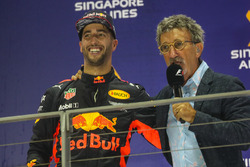 Podium: segundo, Daniel Ricciardo, Red Bull Racing, Eddie Jordan