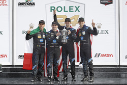 Podium: ganadores, Ricky Taylor, Jordan Taylor, Max Angelelli, Jeff Gordon, Wayne Taylor Racing