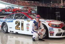 Ryan Blaney, throwback David Pearson paint scheme
