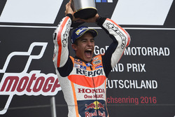 Podium: Sieger Marc Marquez, Repsol Honda Team