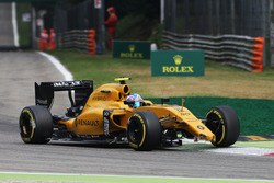 Jolyon Palmer, Renault Sport F1 Team RS16, mit kaputtem Frontflügel