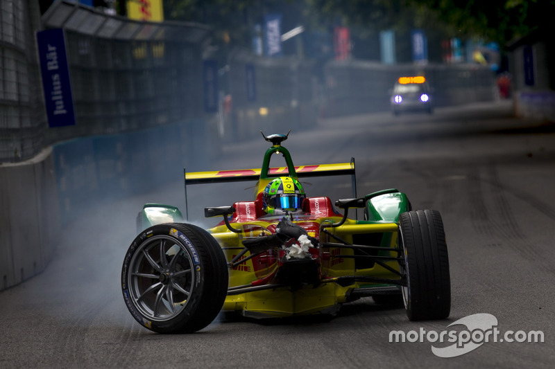 Crash, Lucas di Grassi, ABT Schaeffler Audi Sport