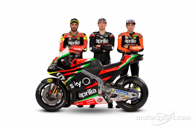 Андреа Янноне, Бредлі Сміт, Алейш Еспаргаро, Aprilia Racing Team Gresini