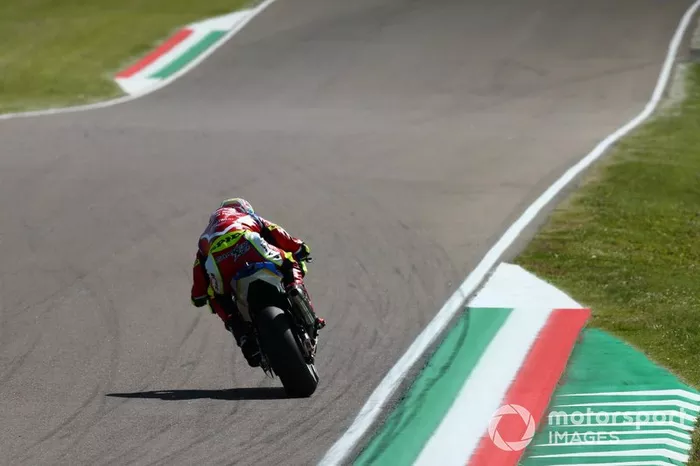 Leon Camier, Honda WSBK Team