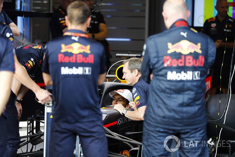 П'єр Гаслі, Red Bull Racing RB14