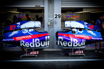 Scuderia Toro Rosso STR13