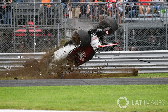 El accidente de Marcus Ericsson, Sauber C37