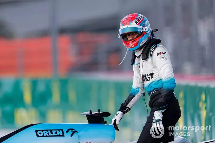 Choque de George Russell, Williams Racing FW42