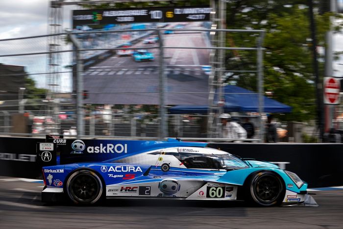 #60 Acura Meyer Shank Racing w/Curb Agajanian Acura ARX-06: Tom Blomqvist, Colin Braun