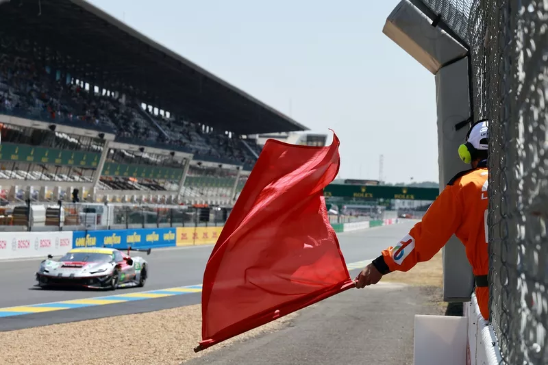 Drapeau rouge