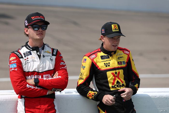 Jesse Love, Richard Childress Racing Chevrolet, Connor Zilisch, JR Motorsports Chevrolet