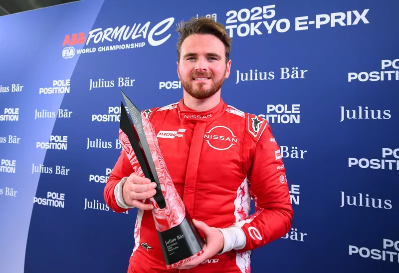 Oliver Rowland, en pole position, Nissan Formula E Team