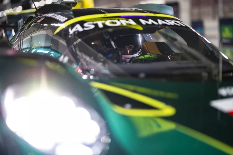 #007 Aston Martin Thor Team Aston Martin Valkyrie : Tom Gamble