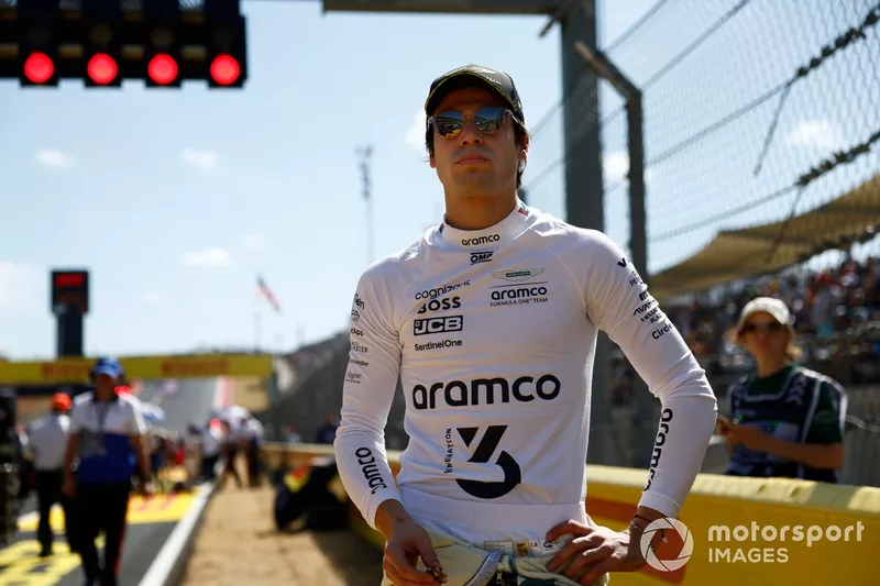 Lance Stroll, Aston Martin F1 Team, on the grid 