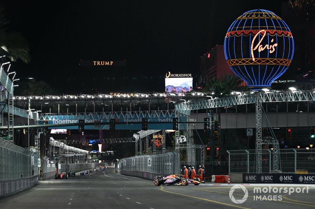 Max Verstappen, Red Bull Racing RB19 