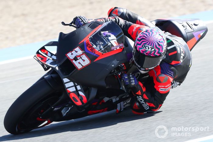 Lorenzo Savadori, Aprilla Racing Team