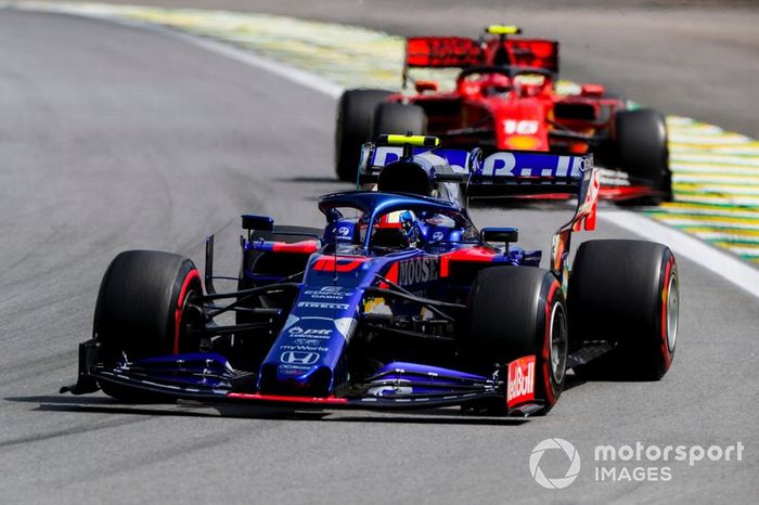 Pierre Gasly, Toro Rosso STR14, Charles Leclerc, Ferrari SF90 