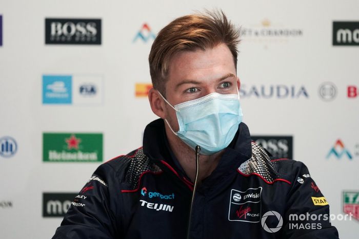 Nick Cassidy, Envision Virgin Racing, en la conferencia de prensa