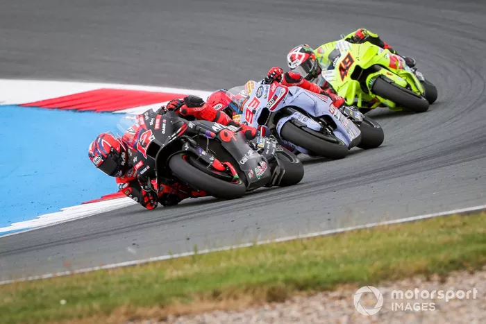 Maverick Viñales, Aprilia Racing Team