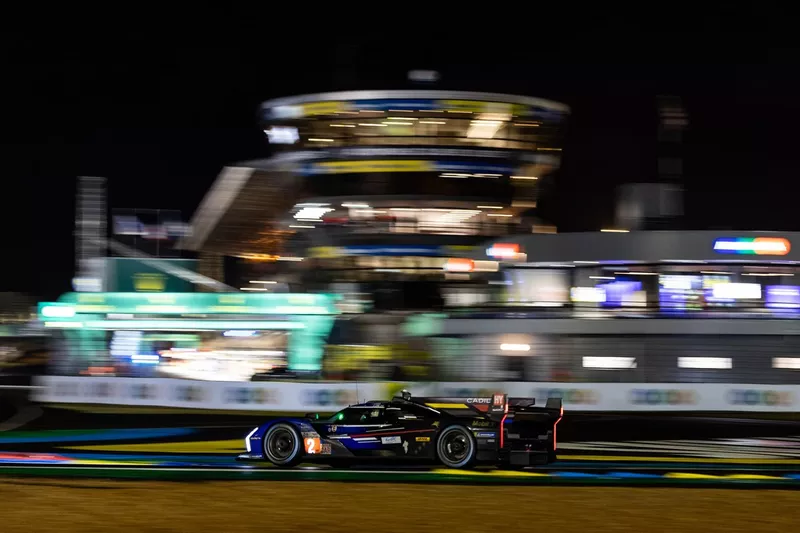#Cadillac Racing Cadillac V-SeriesR n°2 : Earl Bamber, Alex Lynn, Alex Palou