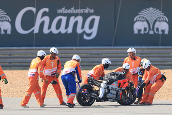 La moto endommagée de Jorge Lorenzo, Ducati Team