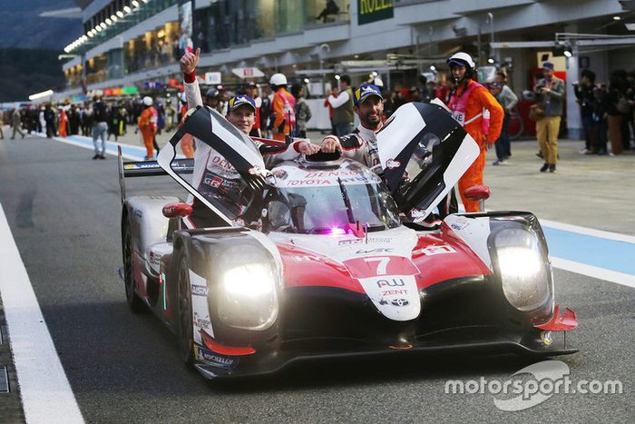 Ganadores #7 Toyota Gazoo Racing Toyota TS050: Mike Conway, Kamui Kobayashi, Jose Maria Lopez