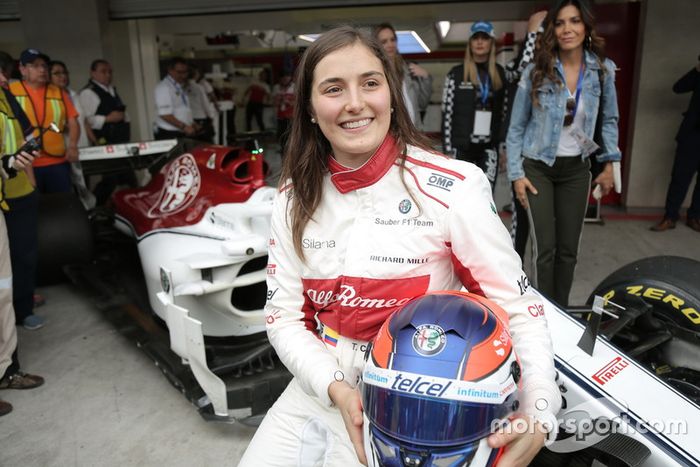 Tatiana Calderón, Sauber C37 piloto de prueba