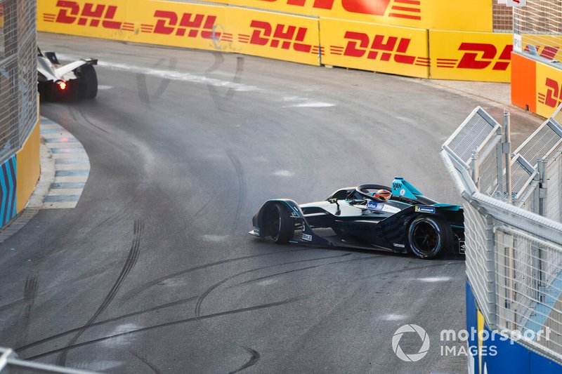 Stoffel Vandoorne, HWA Racelab, VFE-05, spins