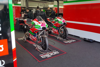 La moto d'Aleix Espargaro, Aprilia Racing Team Gresini