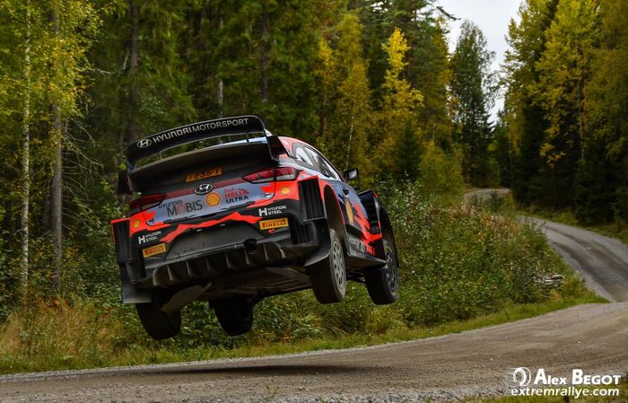Ott Tanak, Martin Jarveoja, Hyundai i20 Coupe WRC