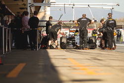 Серхио Перес, Sahara Force India F1 VJM09 в гараже