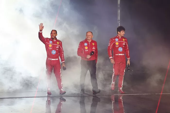 Lewis Hamilton, Ferrari, Frederic Vasseur, Team Principal and General Manager, Scuderia Ferrari, Charles Leclerc, Ferrari